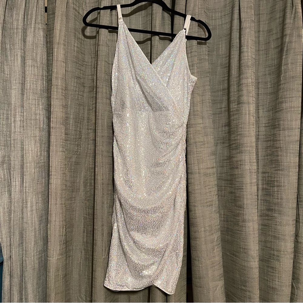 Grace Karin Women’s White and Silver Sequined Sexy Party Dress Size Small NWT